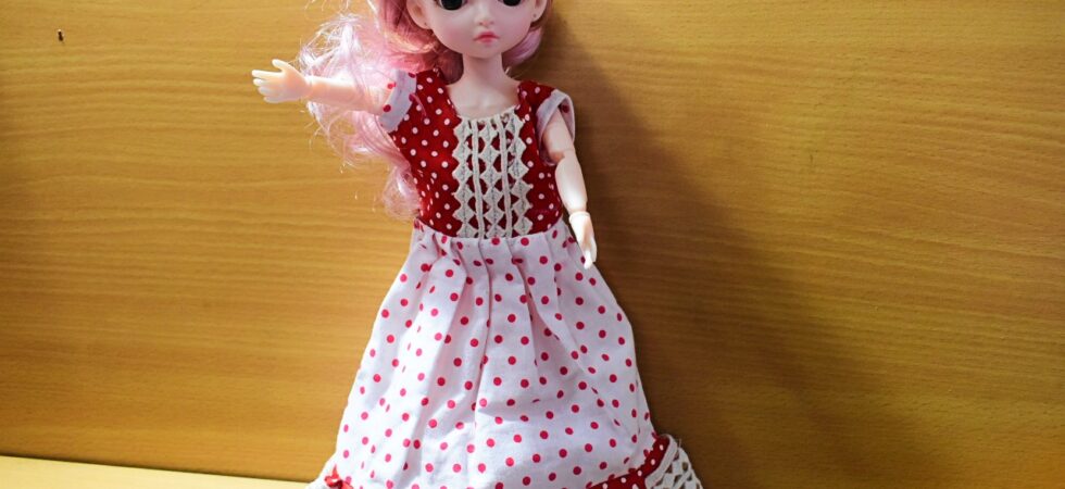 Doll dress